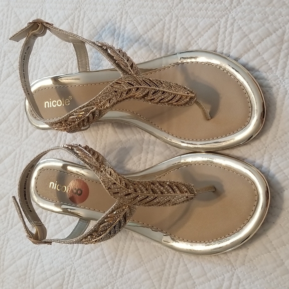 Gold sandals - Picture 2 of 6